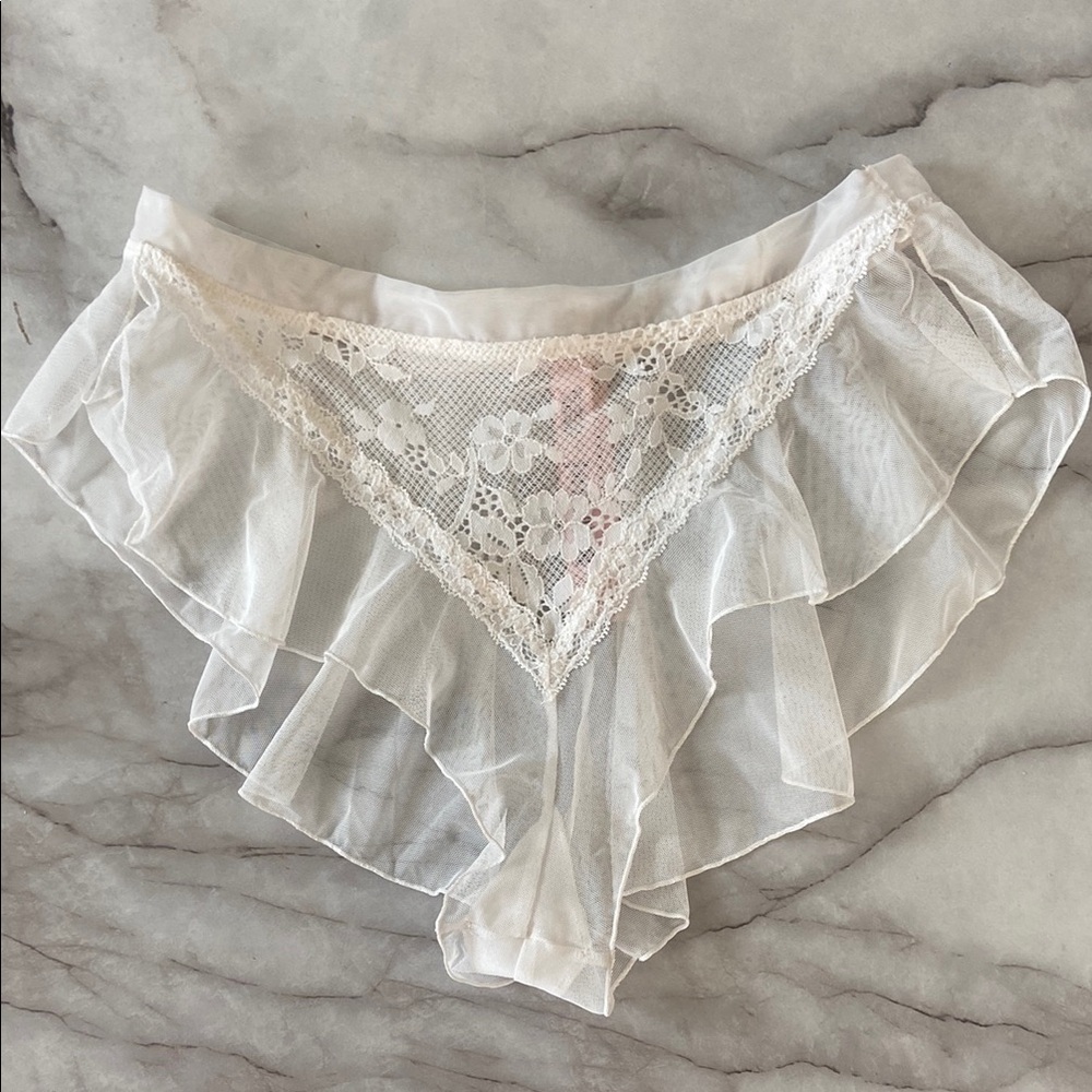 Victoria’s Secret dream angels, cheeky underwear, size extra small